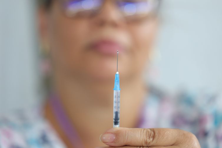 Fiocruz celebra dia da multivacinação com valorização da ciência